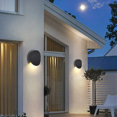 Schlichte, moderne, runde LED-Wandleuchte