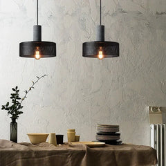 Vintage-Pendelleuchte im Industrie-Loft-Stil