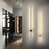 Minimalistische LED-Streifen-Wandleuchte in Schwarz und Gold