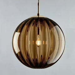 Moderne nordische Glaskugel-Pendelleuchte
