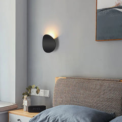 Schlichte, moderne, runde LED-Wandleuchte